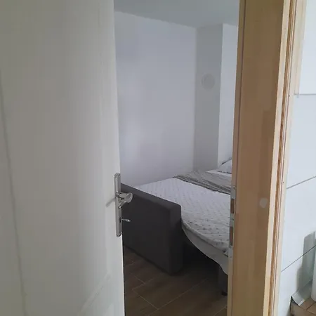 Apartament Dm Foca
